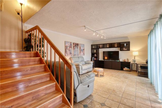 1724 Park Meadows DR 2, Fort Myers, FL 33907