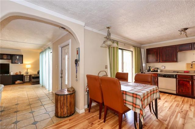 1724 Park Meadows DR 2, Fort Myers, FL 33907