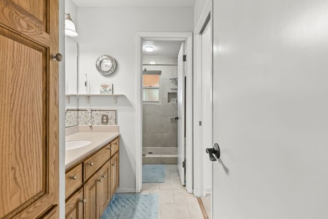 1115 36th Street NE, Paris, TX 75462