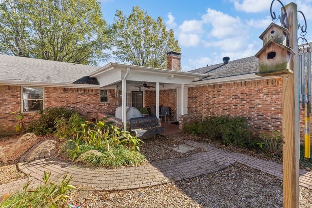 1115 36th Street NE, Paris, TX 75462