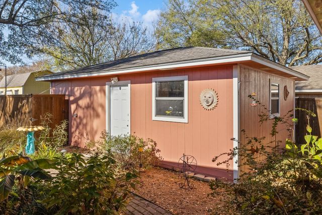 1115 36th Street NE, Paris, TX 75462