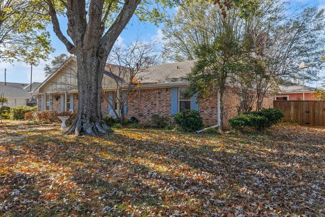 1115 36th Street NE, Paris, TX 75462