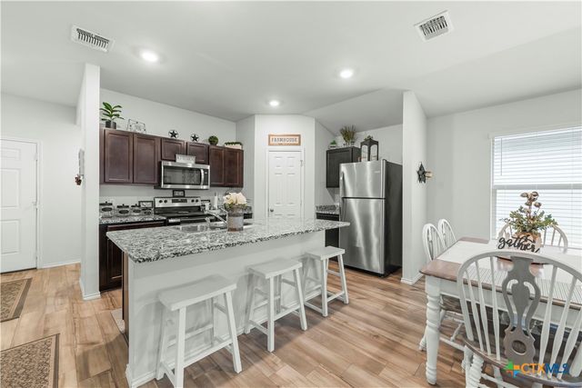 336 Jacquard Court, Troy, TX 76579