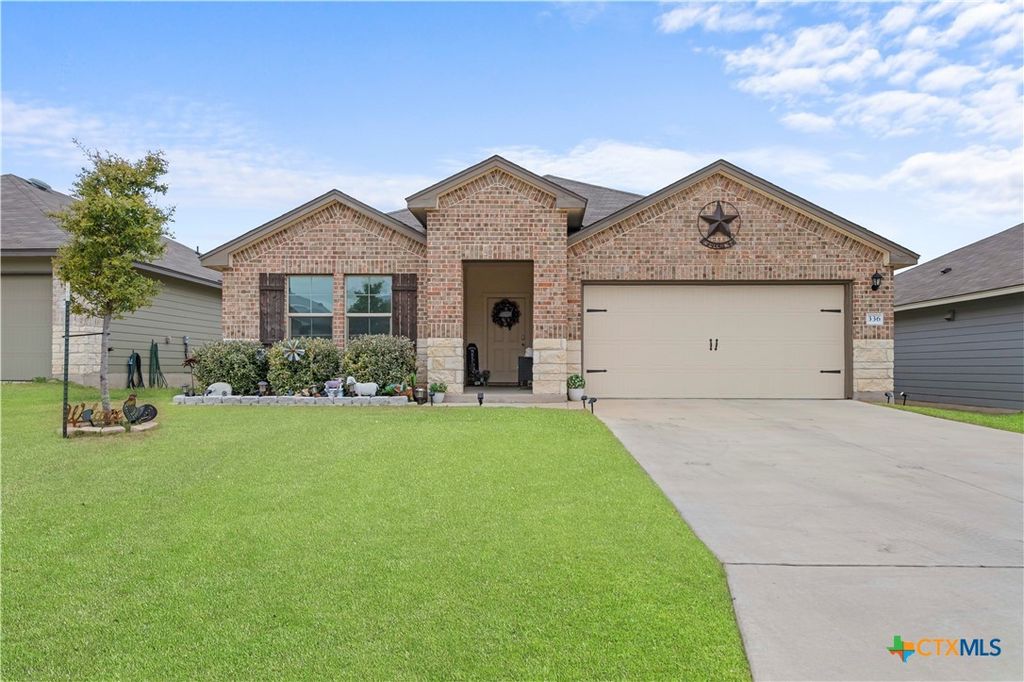 336 Jacquard Court, Troy, TX 76579
