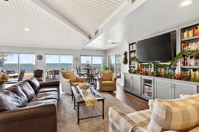 500 Waters Edge Drive 235, Lake Dallas, TX 75065