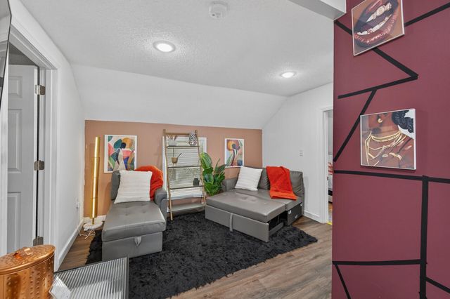 884 Westminster Street, Saint Paul, MN 55130