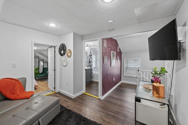 884 Westminster Street, Saint Paul, MN 55130