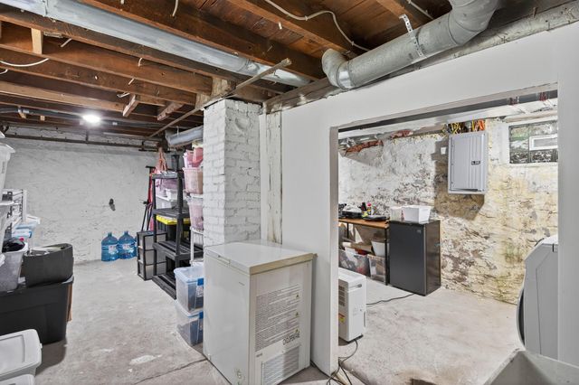 884 Westminster Street, Saint Paul, MN 55130