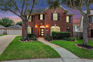 16015 Maycrest Court, Tomball, TX 77377