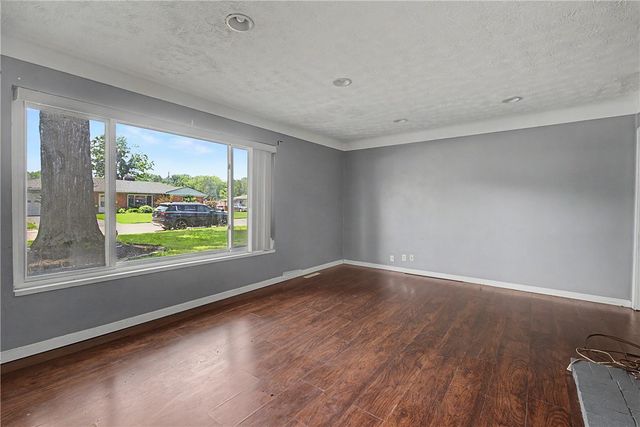 359 Pamela Avenue, Harrison Twp, OH 45415