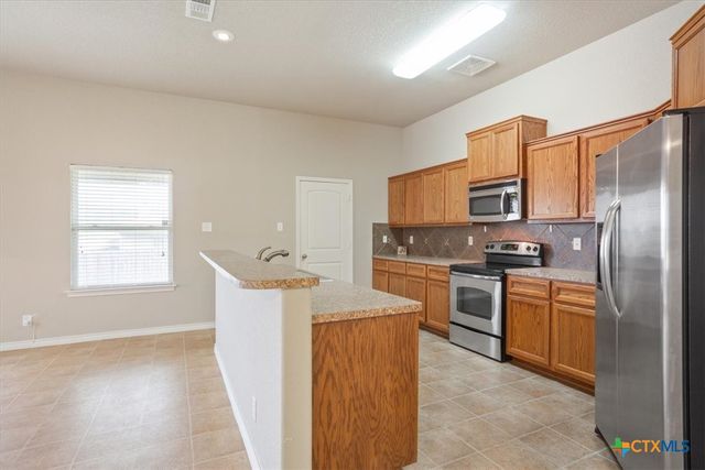 2709 Alamocitos Creek Drive, Killeen, TX 76549