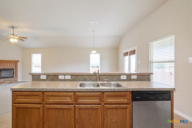 2709 Alamocitos Creek Drive, Killeen, TX 76549