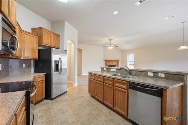2709 Alamocitos Creek Drive, Killeen, TX 76549
