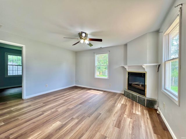 311 Maxine Drive, Garrett, IN 46738