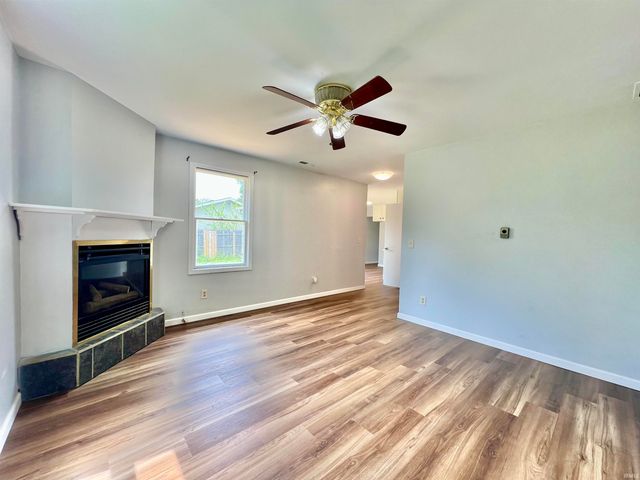 311 Maxine Drive, Garrett, IN 46738