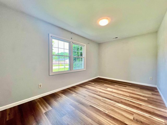 311 Maxine Drive, Garrett, IN 46738