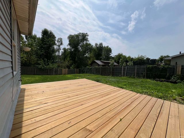 311 Maxine Drive, Garrett, IN 46738