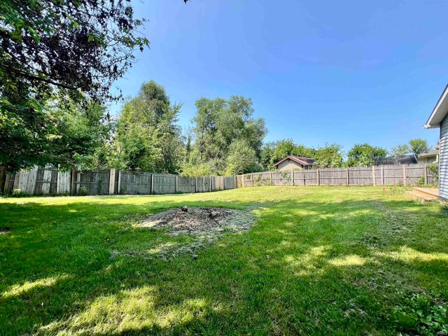 311 Maxine Drive, Garrett, IN 46738