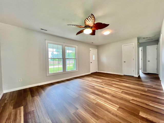 311 Maxine Drive, Garrett, IN 46738