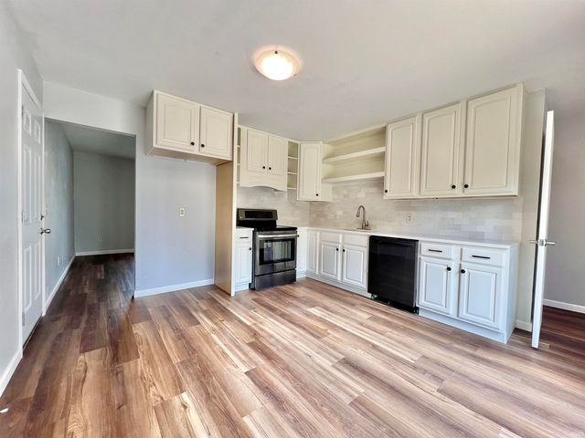 311 Maxine Drive, Garrett, IN 46738