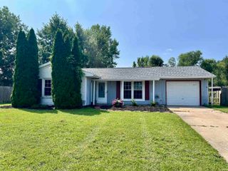 311 Maxine Drive, Garrett, IN 46738