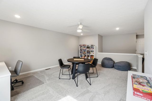 11911 Abbeytown Drive, Colerain Twp, OH 45251
