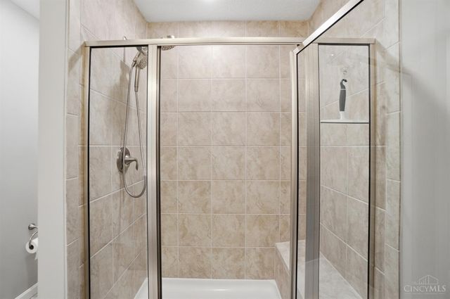 11911 Abbeytown Drive, Colerain Twp, OH 45251