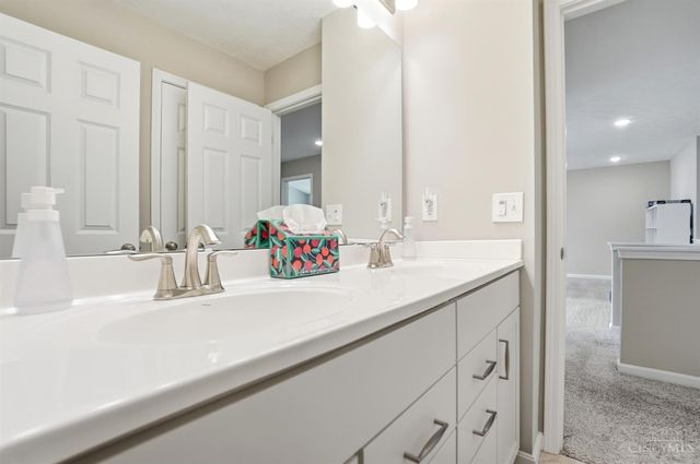 11911 Abbeytown Drive, Colerain Twp, OH 45251