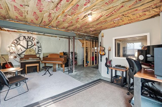 11911 Abbeytown Drive, Colerain Twp, OH 45251