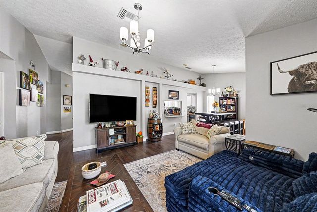 803 HIGH POINT COURT, Tarpon Springs, FL 34689
