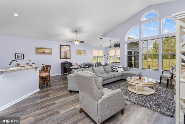 10 MINUTEMAN CIRCLE, Allentown, NJ 08501