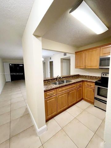 1522 LAKE CRYSTAL DR C, West Palm Beach, FL 33411