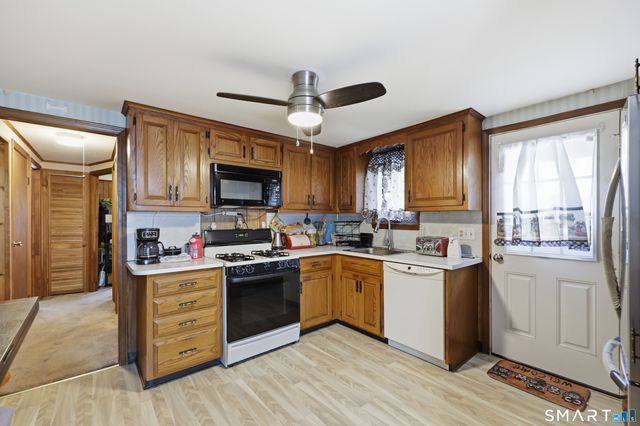 80 Lenox Street, Manchester, CT 06040