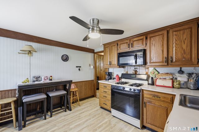 80 Lenox Street, Manchester, CT 06040