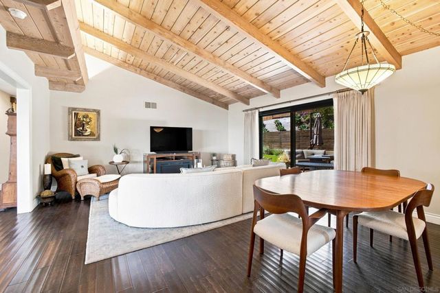 1044 Avenida Amantea, La Jolla, CA 92037