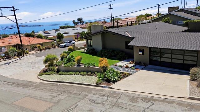 1044 Avenida Amantea, La Jolla, CA 92037