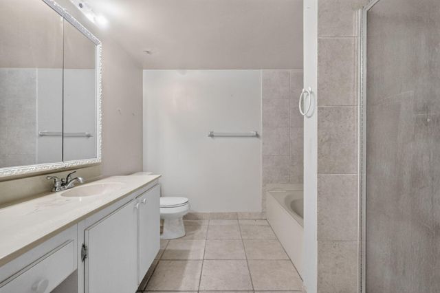 600 Parkview Drive 230, Hallandale Beach, FL 33009