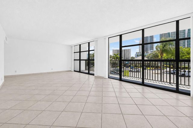 600 Parkview Drive 230, Hallandale Beach, FL 33009