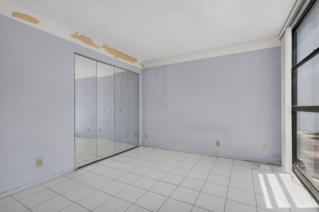 600 Parkview Drive 230, Hallandale Beach, FL 33009