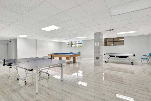 600 Parkview Drive 230, Hallandale Beach, FL 33009