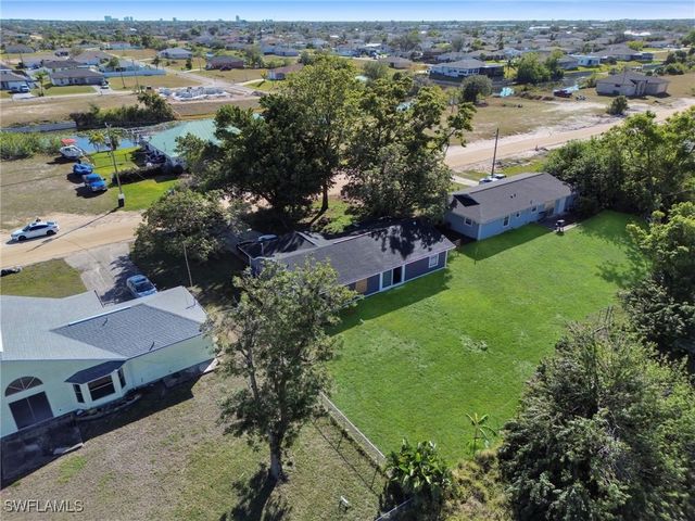 1210 NE 5th PL, Cape Coral, FL 33909