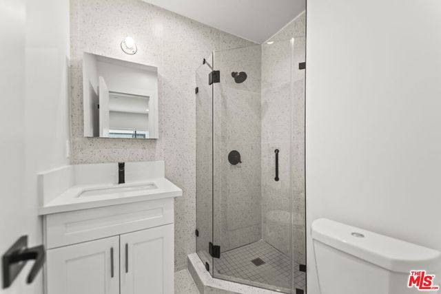 1264 9th Street B, Santa Monica, CA 90401
