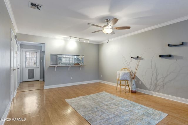 100 Winchester Drive 201, Lafayette, LA 70506