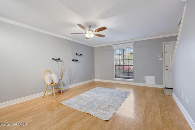 100 Winchester Drive 201, Lafayette, LA 70506