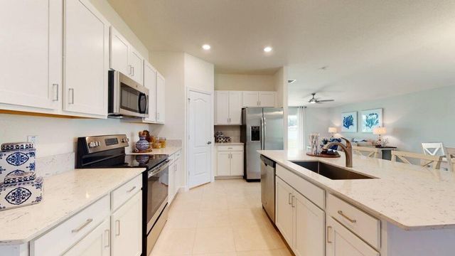 10795 NW Moon Rise Lane, Port St Lucie, FL 34984