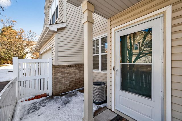 9275 Holly Lane N, Maple Grove, MN 55311