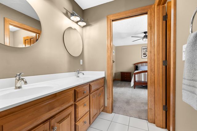 17179 Padons Drive, Eden Prairie, MN 55346