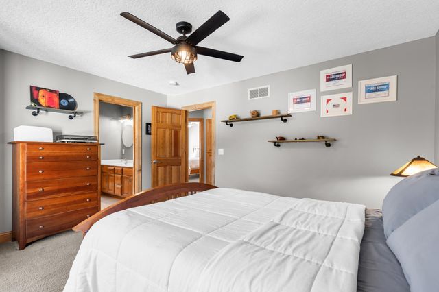 17179 Padons Drive, Eden Prairie, MN 55346