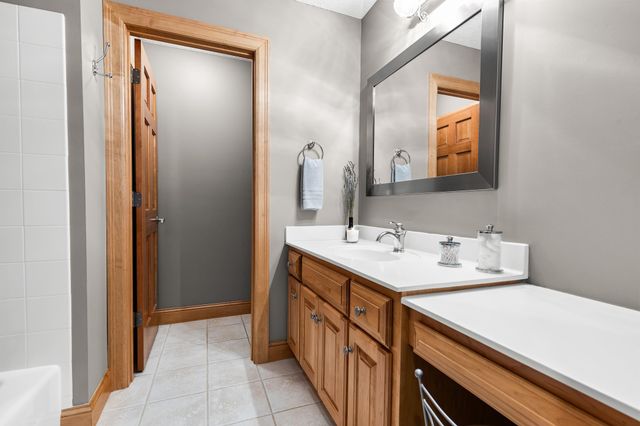 17179 Padons Drive, Eden Prairie, MN 55346