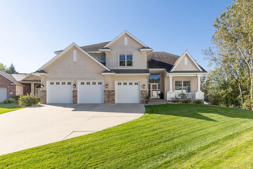 17179 Padons Drive, Eden Prairie, MN 55346
